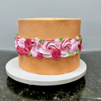 Curso Prático Decoração com Chantilly  27/11/25  9h  às 17h